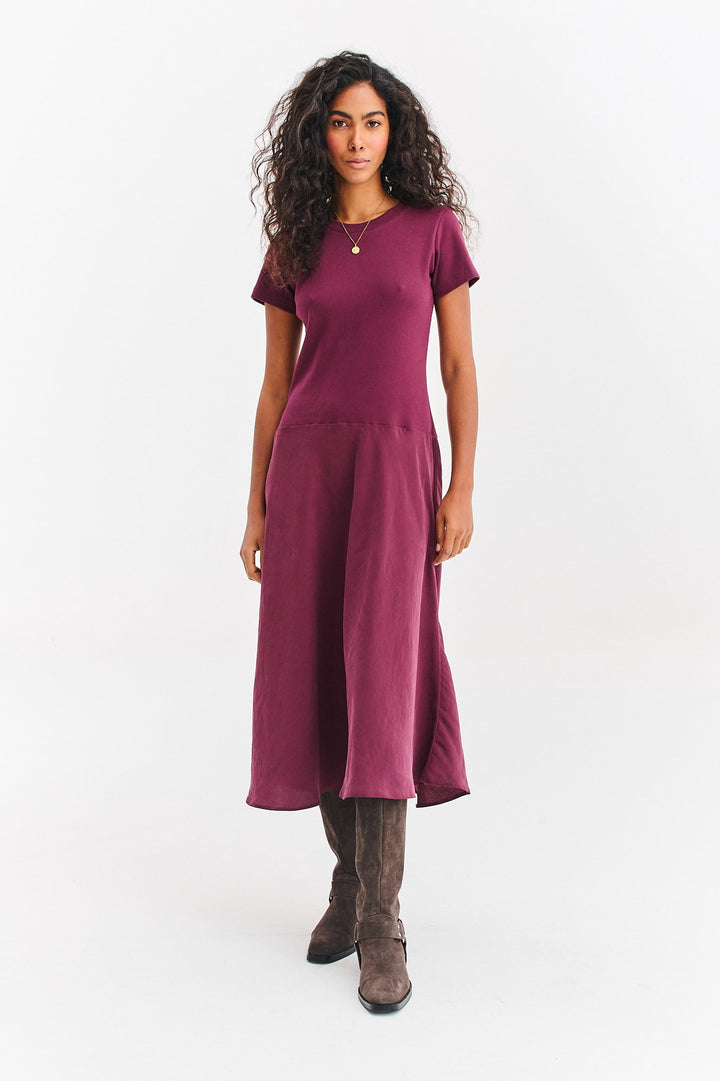 Sukienka midi The Meridian