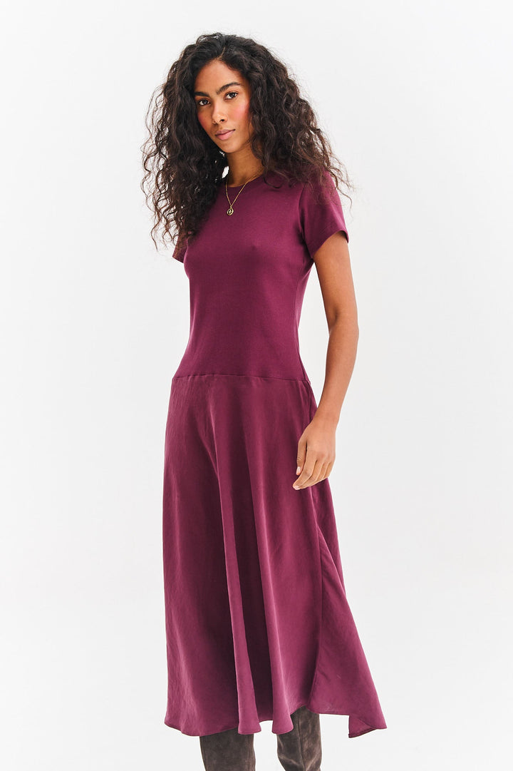 Sukienka midi The Meridian