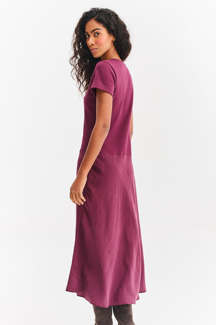 Sukienka midi The Meridian